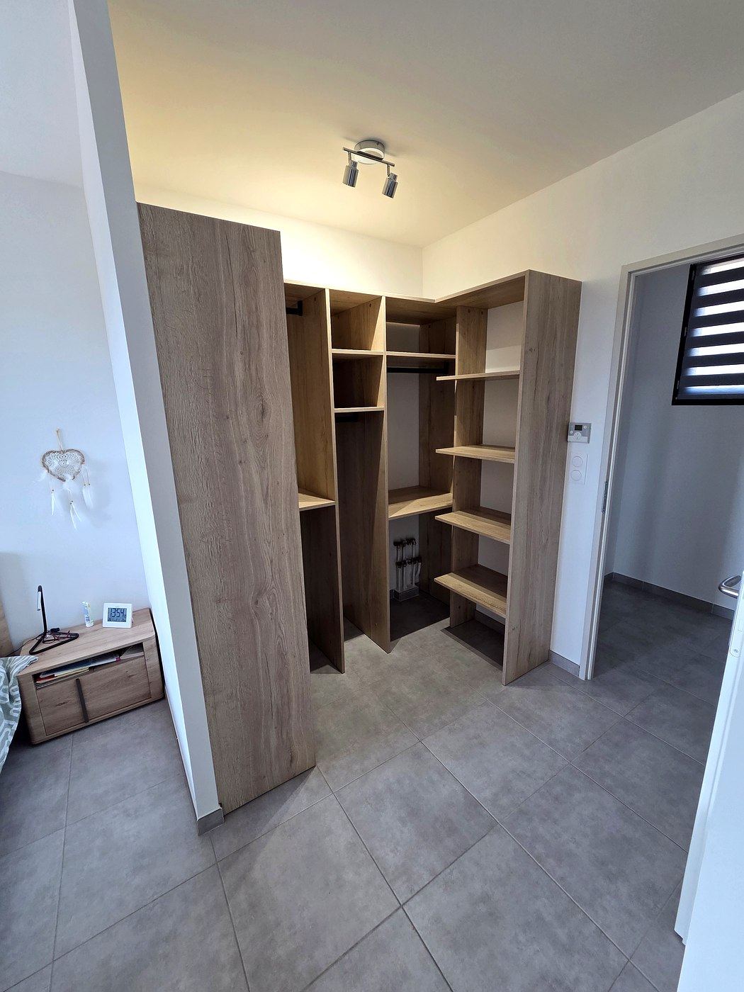 Dressing chêne sur mesure en angle ICAM Var